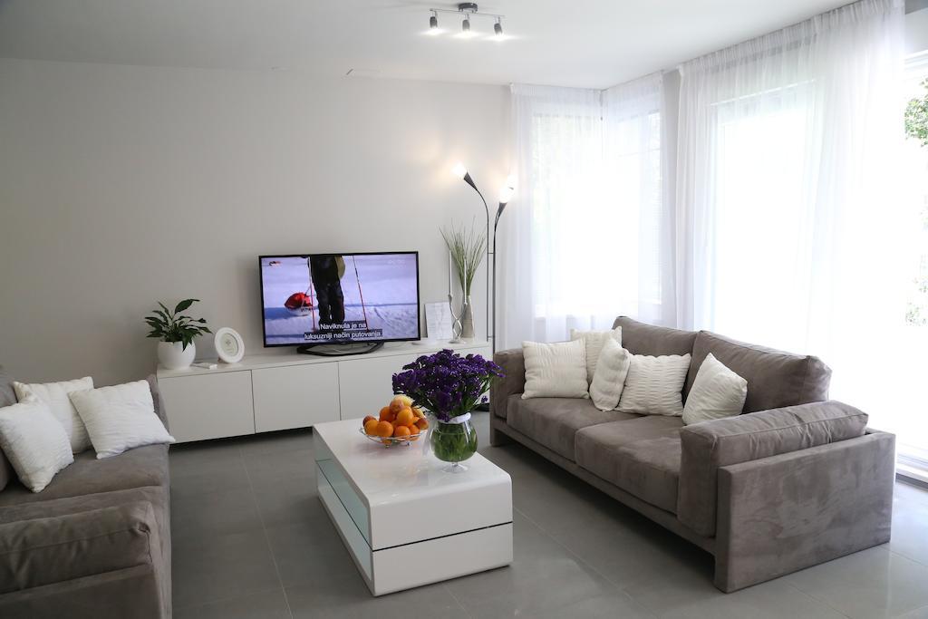 Beach Apartments Dumicic 珀德垂那 客房 照片